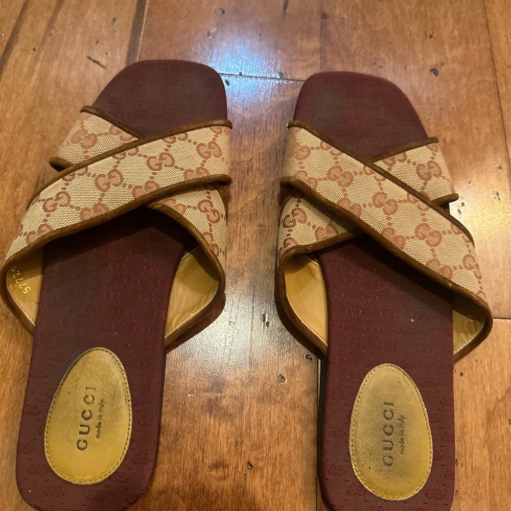 gucci sandals